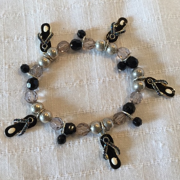 Flip flop charm bracelet silvertone beads - Picture 1 of 1